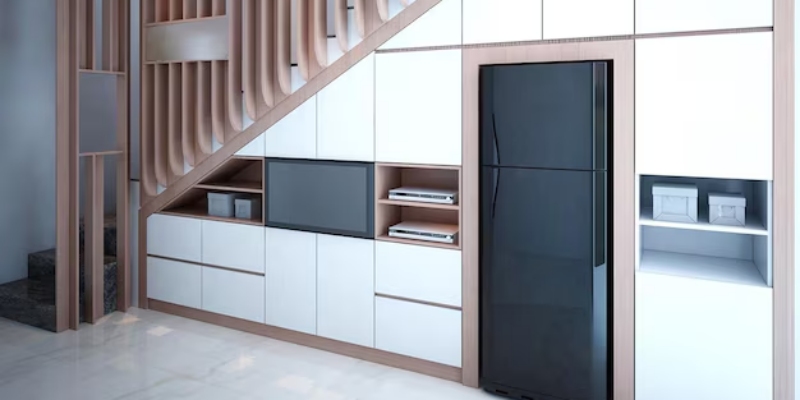 Ide desain ruang bawah tangga sebagai storage - Freepik Ide desain ruang bawah tangga sebagai storage