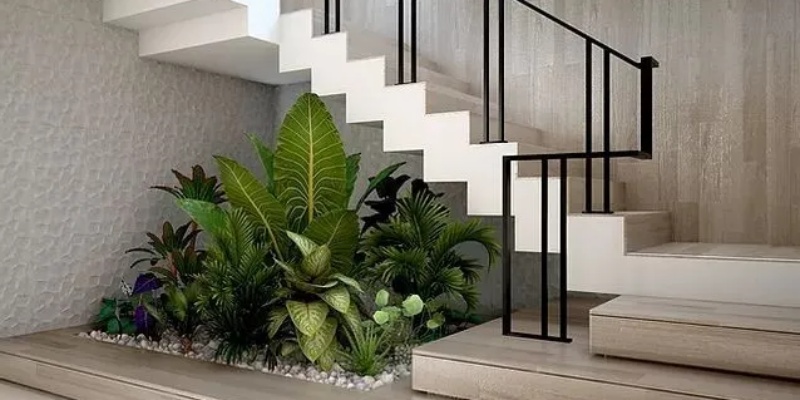 Ide desain ruang bawah tangga sebagai taman - The Archspace Ide desain ruang bawah tangga sebagai taman